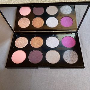 That’s so Betty eyeshadow pallet